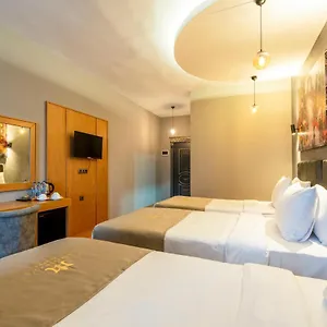 *** Otel Monezza Avcilar Türkiye